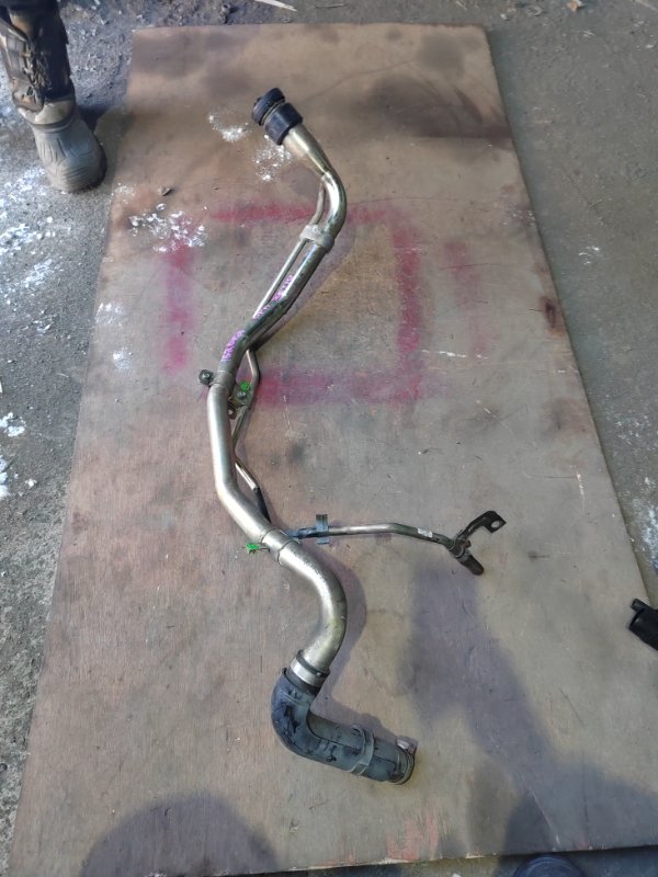 Горловина топливного бака TOYOTA OPA ZCT10 1ZZ-FE (б/у)