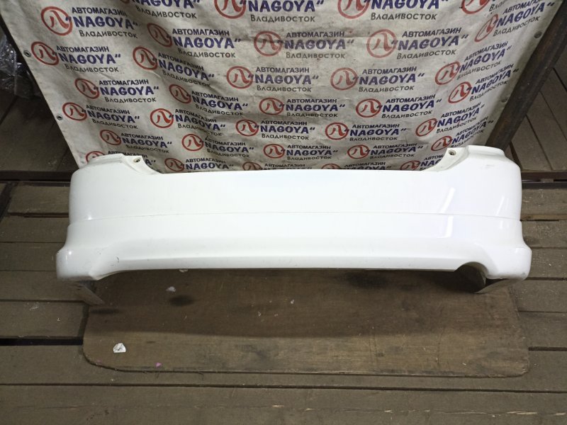 Бампер TOYOTA WISH ZNE14 1ZZ-FE задний 1 MODEL (б/у)