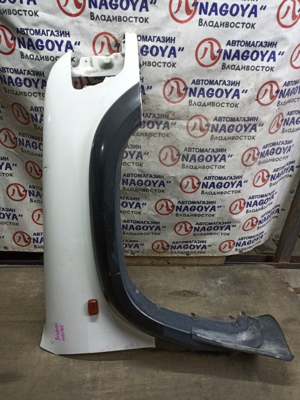 Крыло ISUZU BIGHORN UBS73GW 4JX1-TE переднее правое 2 MODEL (б/у)