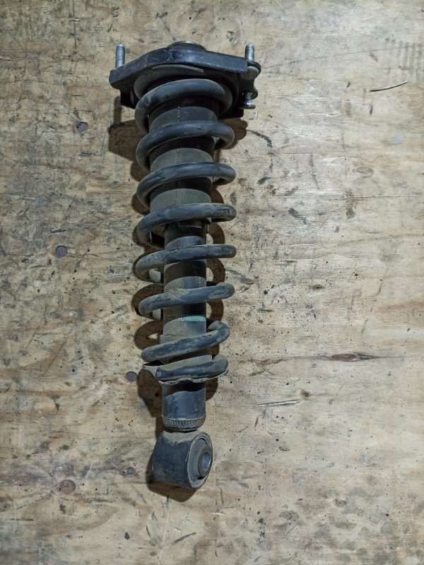 Стойка TOYOTA WISH ZNE14 1ZZ-FE задняя левая (б/у)