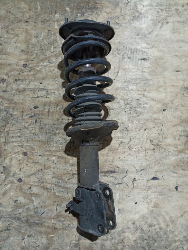 Стойка TOYOTA CAMI J102E K3-VE передняя правая (б/у)