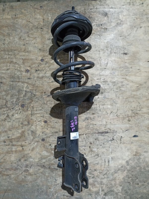 Стойка NISSAN X-TRAIL NT30 QR20DE задняя правая (б/у)