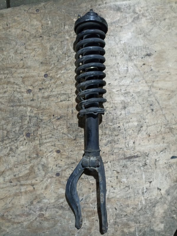 Стойка HONDA CR-V RD1 B20B передняя правая (б/у)