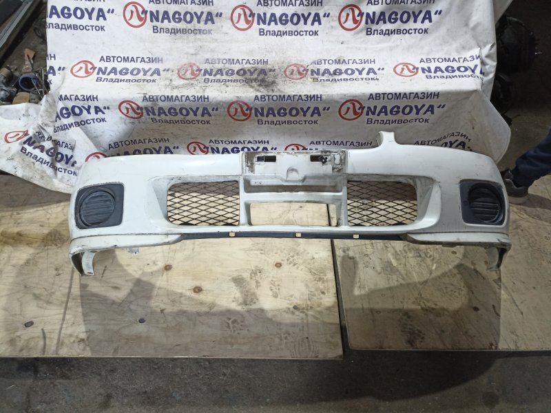 Бампер NISSAN AVENIR W11 QG18DE передний 2 MODEL (б/у)