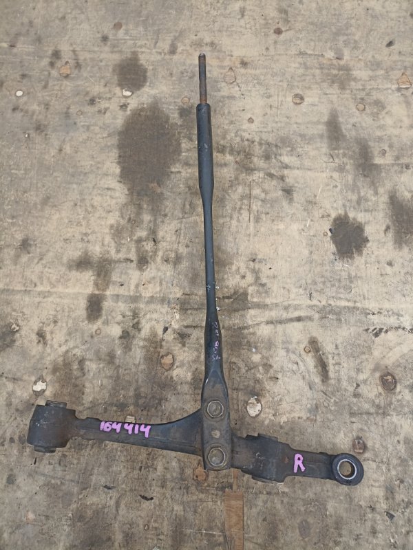 Рычаг нижний HONDA ACCORD CF7 F23A передний правый (б/у)