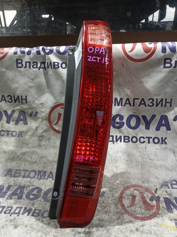 Стоп-сигнал TOYOTA OPA ZCT15 1ZZ-FE задний правый 63-7 (б/у)