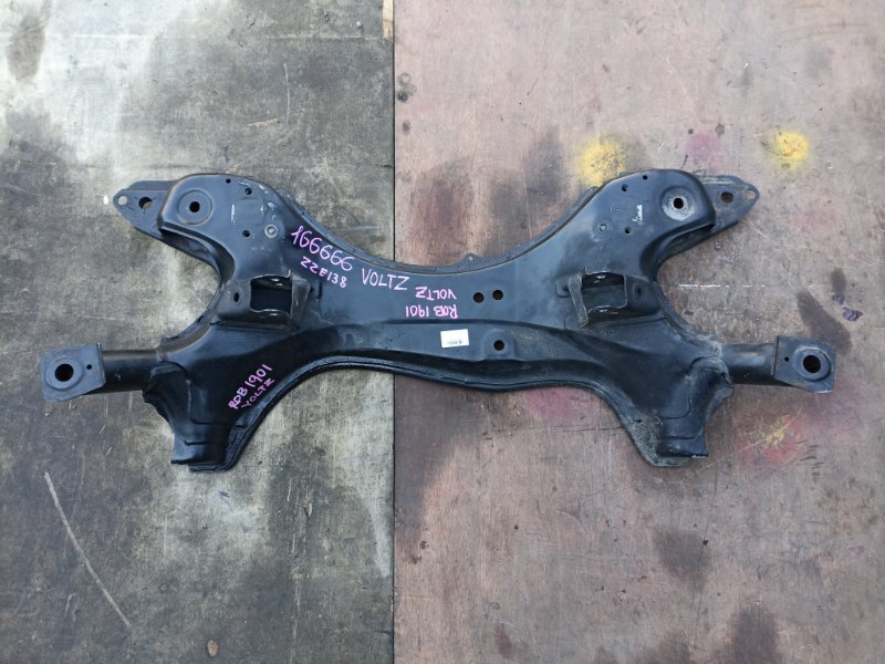 Балка под двс TOYOTA VOLTZ ZZE138 1ZZ-FE (б/у)