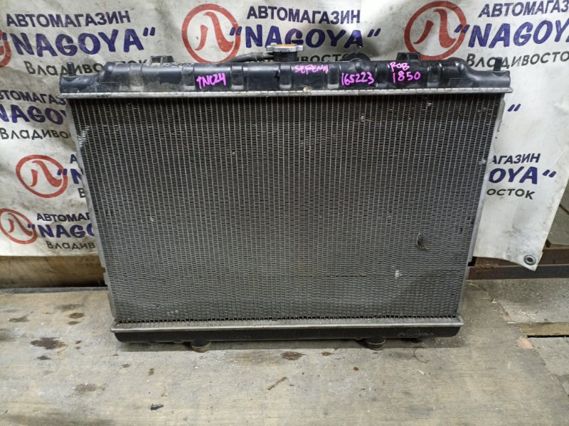 Радиатор основной NISSAN SERENA TNC24 QR20DE (б/у)