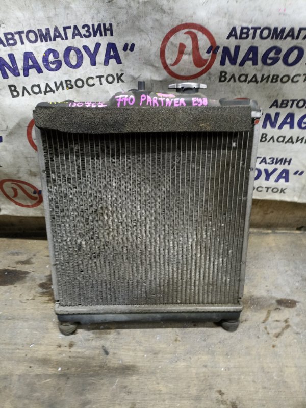Радиатор основной HONDA PARTNER EY8 D16A (б/у)