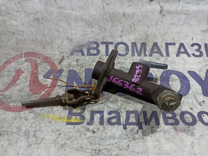 Главный цилиндр сцепления MAZDA BONGO SE28M R2 (б/у)