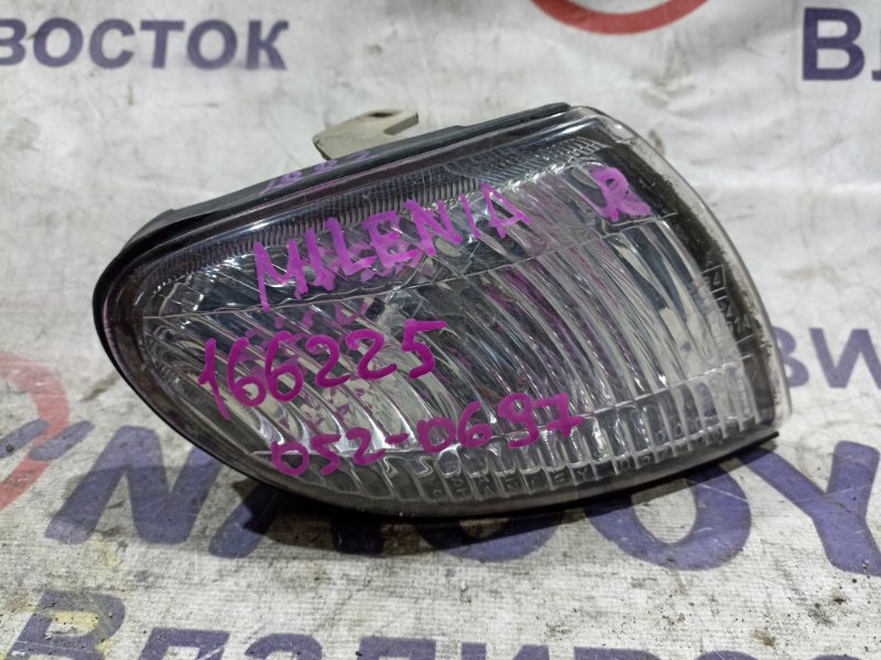 Габарит MAZDA MILLENIA TAFP KF-ZE передний правый 0520697 (б/у)