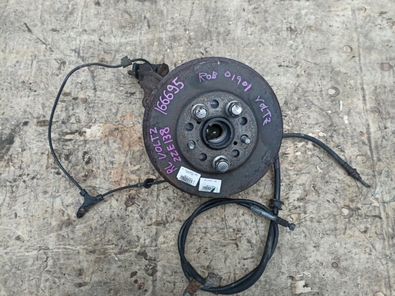 Ступица TOYOTA VOLTZ ZZE138 1ZZ-FE задняя левая ABS (б/у)