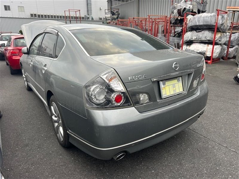 Стоп-сигнал NISSAN FUGA PNY50 VQ35DE задний 220-63786/132-63786 (б/у)