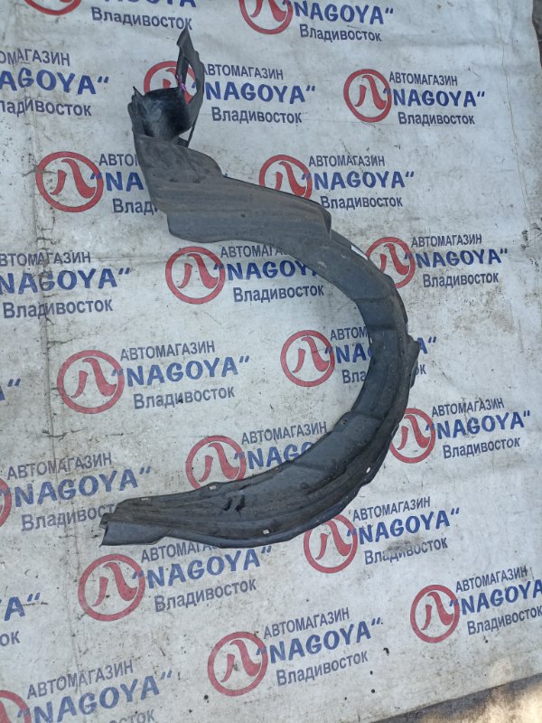 Подкрылок TOYOTA COROLLA SPACIO ZZE124 1ZZ-FE передний правый (б/у)