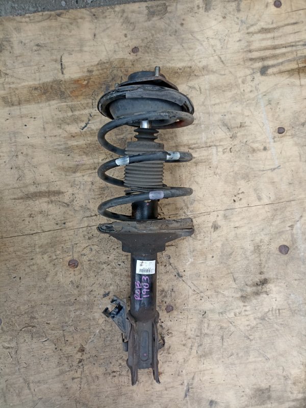 Стойка NISSAN LIBERTY RM12 QR20DE передняя левая (б/у)