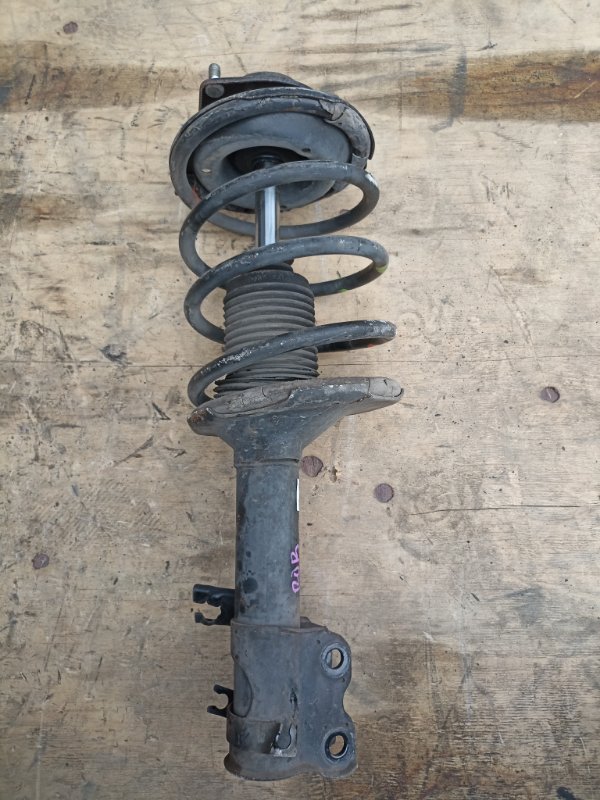 Стойка NISSAN LIBERTY RM12 QR20DE передняя правая (б/у)