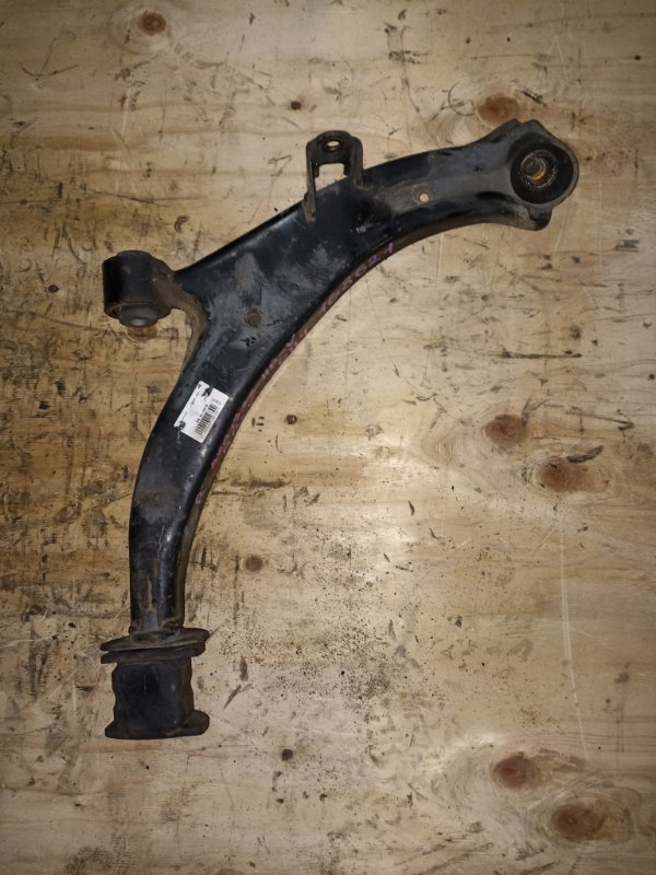 Рычаг нижний HONDA HR-V GH4 D16A передний правый (б/у)