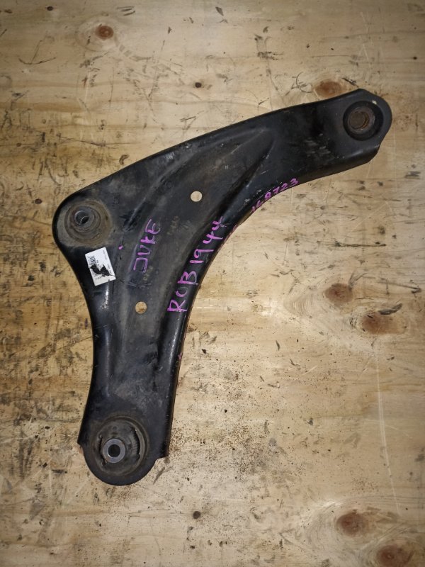 Рычаг нижний NISSAN JUKE NF15 MR16DDT передний правый (б/у)