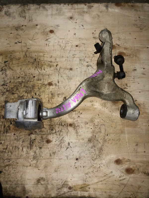 Рычаг нижний NISSAN FUGA PNY50 VQ35DE передний левый (б/у)