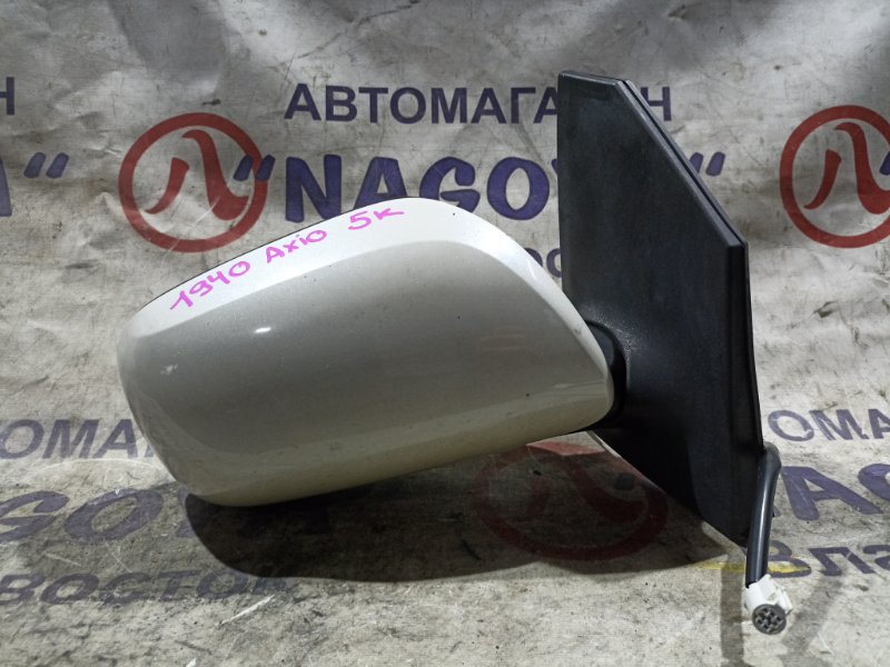 Зеркало TOYOTA COROLLA AXIO NZE144 1NZ-FE переднее правое 5 KOHTAKTOB (б/у)