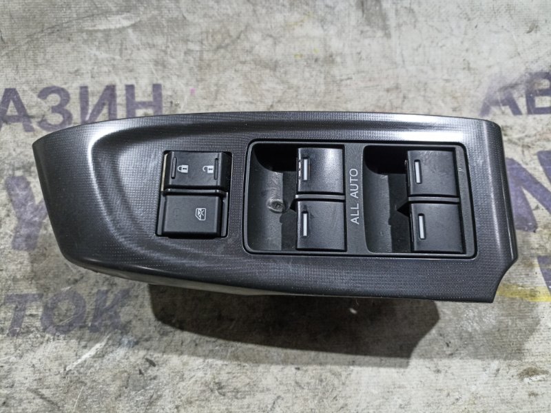 Блок упр. стеклоподьемниками HONDA ACCORD CU2 K24A передний правый (б/у)