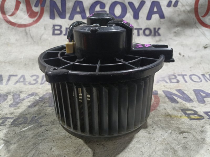 Мотор печки TOYOTA WISH ZNE14 1ZZ-FE (б/у)