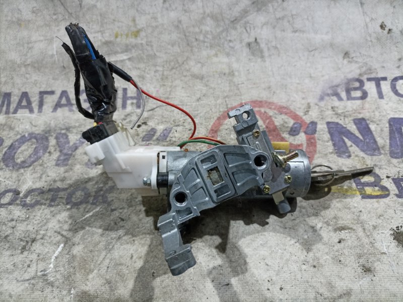 Замок зажигания MAZDA BONGO FRIENDEE SGLR WL-T (б/у)