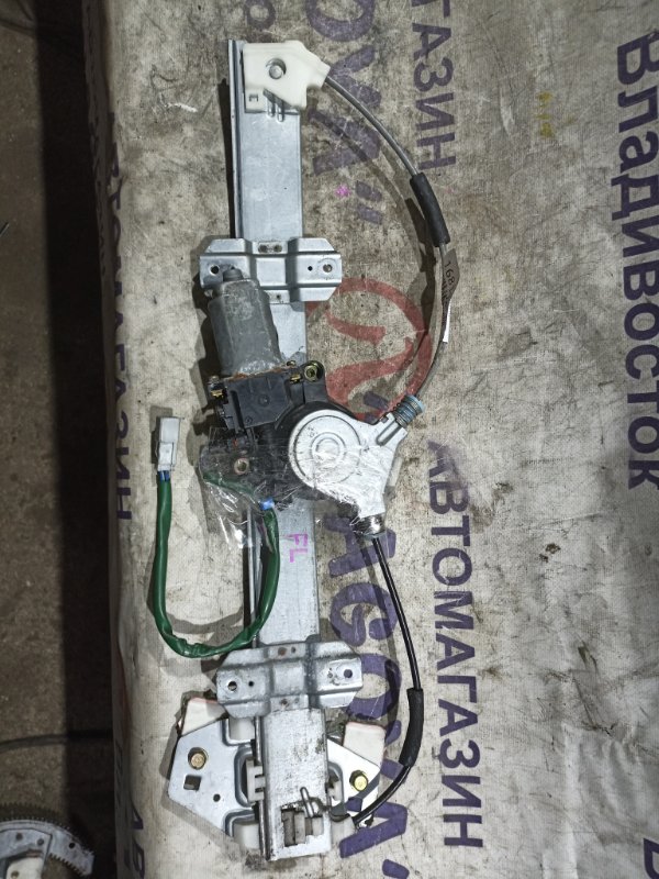 Стеклоподъемник HONDA CIVIC FERIO EK2 D15B передний левый (б/у)