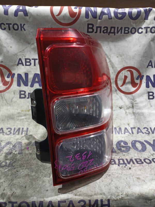 Стоп-сигнал SUZUKI ESCUDO TD54W J20A задний правый 220-59079 (б/у)