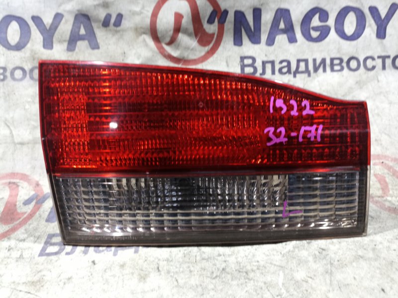 Стоп-вставка TOYOTA VISTA ARDEO ZZV50 1ZZ-FE задняя левая 32171 (б/у)