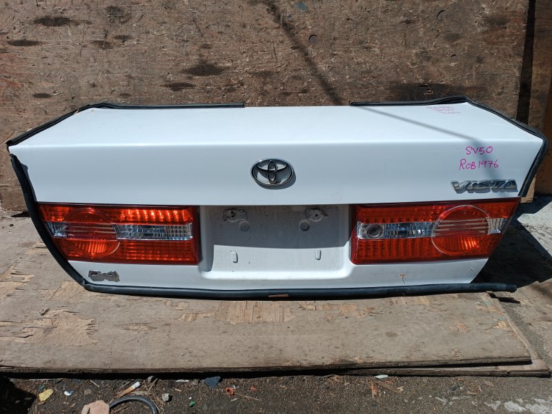 Крышка багажника TOYOTA VISTA SV50 3S-FSE задняя 32-167 (б/у)