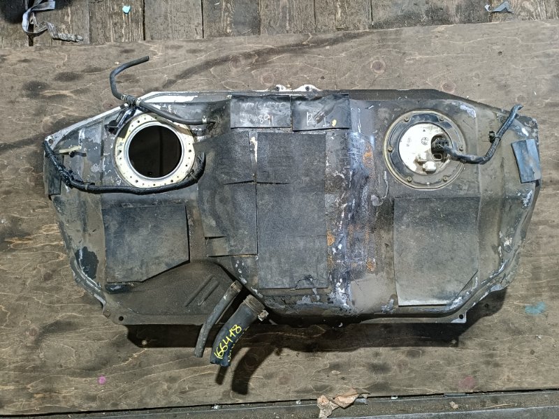 Бензобак NISSAN WINGROAD WHNY11 QG18DE (б/у)