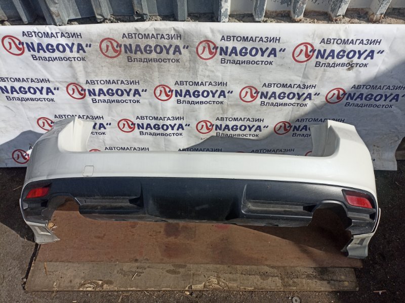 Бампер SUBARU LEVORG VM4 FB16 задний COLOR K1X (б/у)