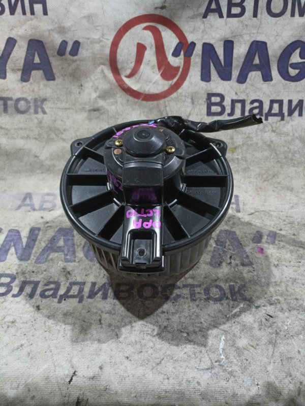 Мотор печки TOYOTA OPA ZCT10 1ZZ-FE (б/у)