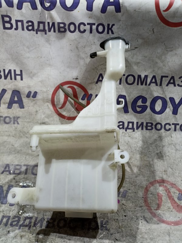Бачок стеклоомывателя TOYOTA PLATZ NCP12 1NZ-FE (б/у)