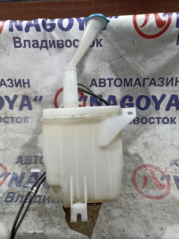 Бачок стеклоомывателя NISSAN LIBERTY RM12 QR20DE (б/у)
