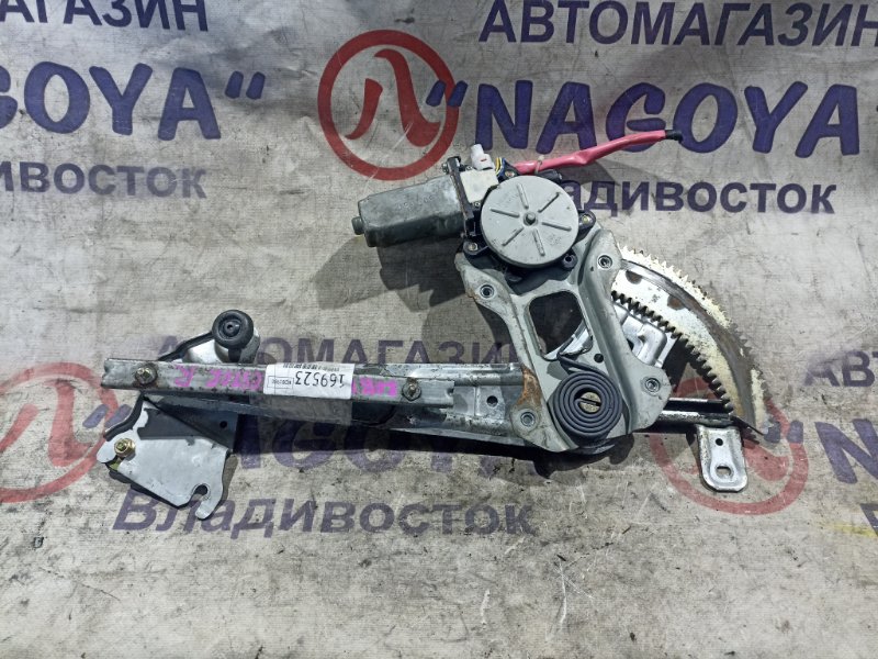 Стеклоподъемник SUBARU FORESTER SG5 EJ205 передний правый 2 MODEL (б/у)