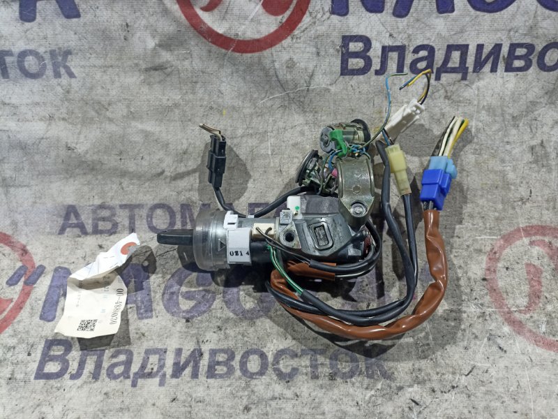 Замок зажигания SUBARU FORESTER SF5 EJ205 (б/у)