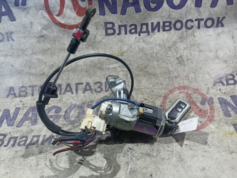 Замок зажигания TOYOTA COROLLA FIELDER ZZE123 2ZZ-GE (б/у)