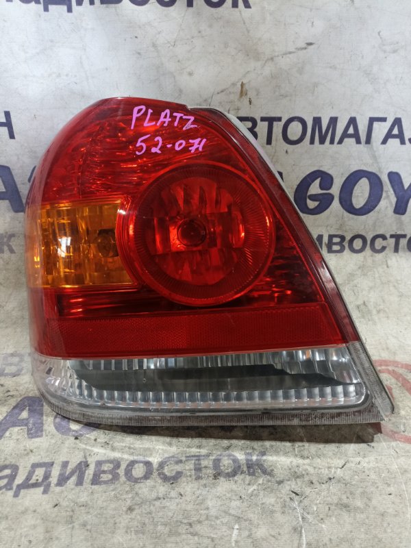 Стоп-сигнал TOYOTA PLATZ NCP12 1NZ-FE задний левый 52071 (б/у)