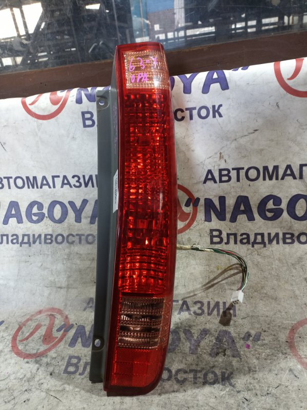 Стоп-сигнал TOYOTA OPA ZCT10 1ZZ-FE задний правый 63-7 (б/у)
