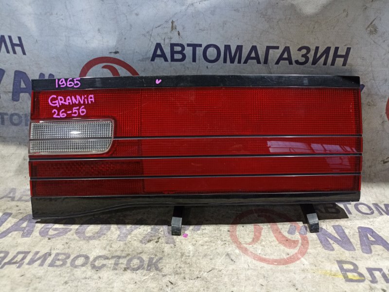 Стоп-вставка TOYOTA GRANVIA KCH16 1KZ-TE задняя правая 2656 (б/у)