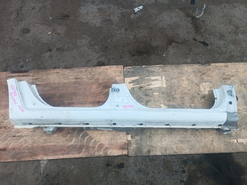 Порог кузова TOYOTA PROBOX NCP50 1NZ-FE правый (б/у)