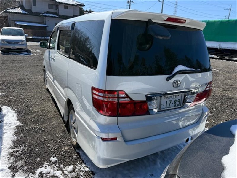 Стоп-вставка TOYOTA ALPHARD ANH10 2AZ-FE задняя 2 MODEL (б/у)