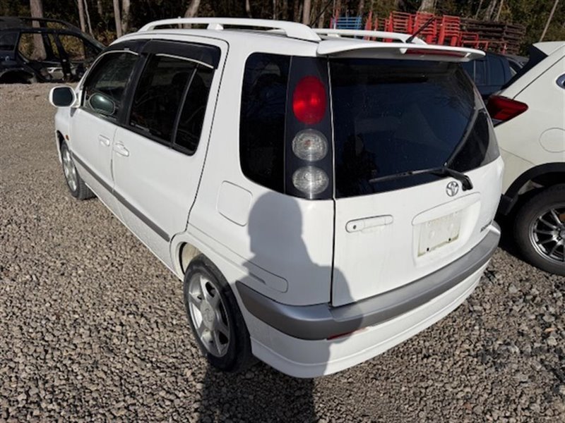 Спойлер TOYOTA RAUM EXZ10 5E-FE задний COLOR 040 (б/у)