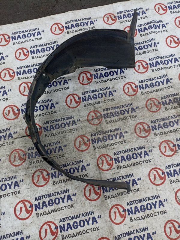 Подкрылок TOYOTA COROLLA NZE124 1NZ-FE передний правый (б/у)
