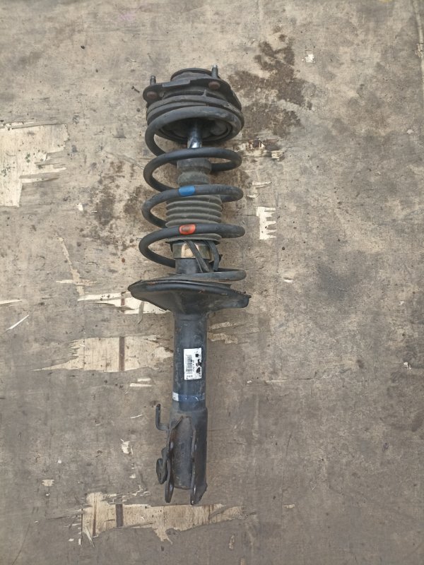 Стойка TOYOTA RAUM EXZ10 5E-FE передняя левая (б/у)