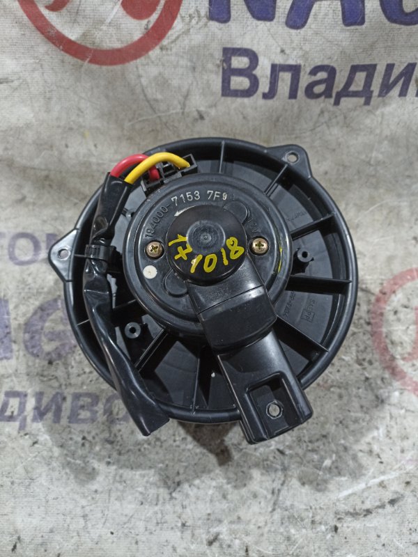 Мотор печки TOYOTA HARRIER MCU35 1MZ-FE (б/у)