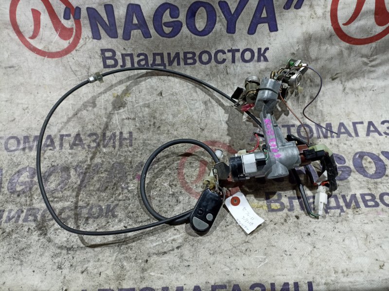 Замок зажигания NISSAN CEFIRO A32 VQ20DE (б/у)