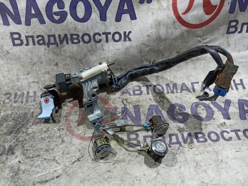 Замок зажигания MITSUBISHI PAJERO V25W 6G74 (б/у)